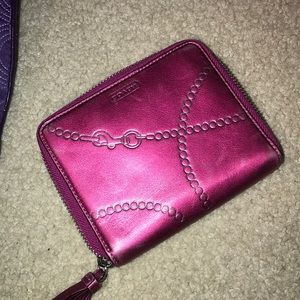 COACH pink zippered wallet. Like new!